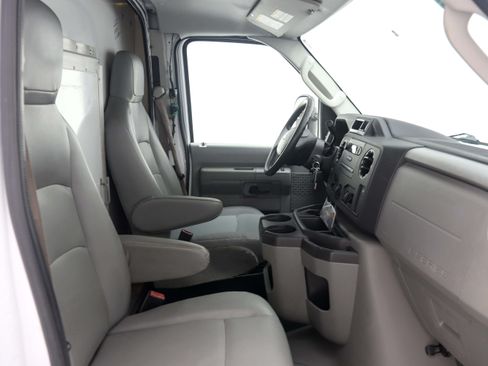 Used 2016 Ford E-350 and Econoline 350 Super Duty w/ Power Windows & Locks Group RWD image 19