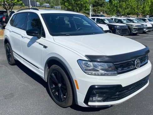 Used 2019 Volkswagen Tiguan SEL R-Line image 1