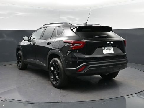 New 2026 Chevrolet Trax LT FWD image 5