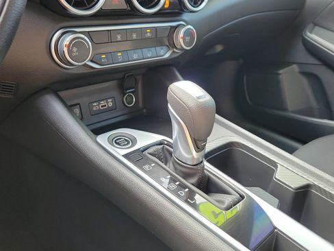 Used 2025 Nissan Sentra SV w/ Trunk Package image 26