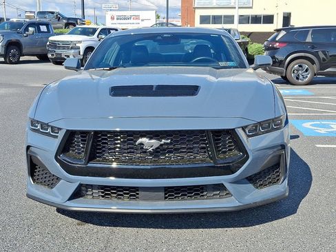 Used 2024 Ford Mustang GT Premium image 2