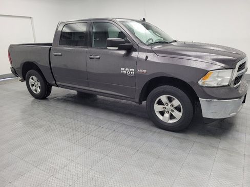 Used 2020 RAM 1500 Classic SLT w/ Luxury Group AWD/4WD image 11