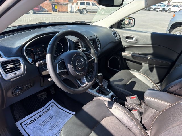Used 2019 Jeep Compass Latitude w/ Popular Equipment Group AWD/4WD image 8