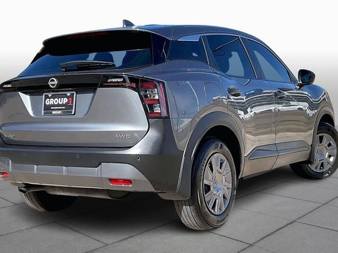 Used 2025 Nissan Kicks S w/ Charging Package image 20