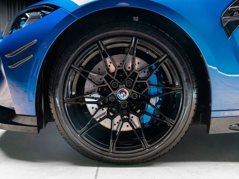 Used 2022 BMW M4 xDrive Competition w/ M Carbon Exterior Package image 30