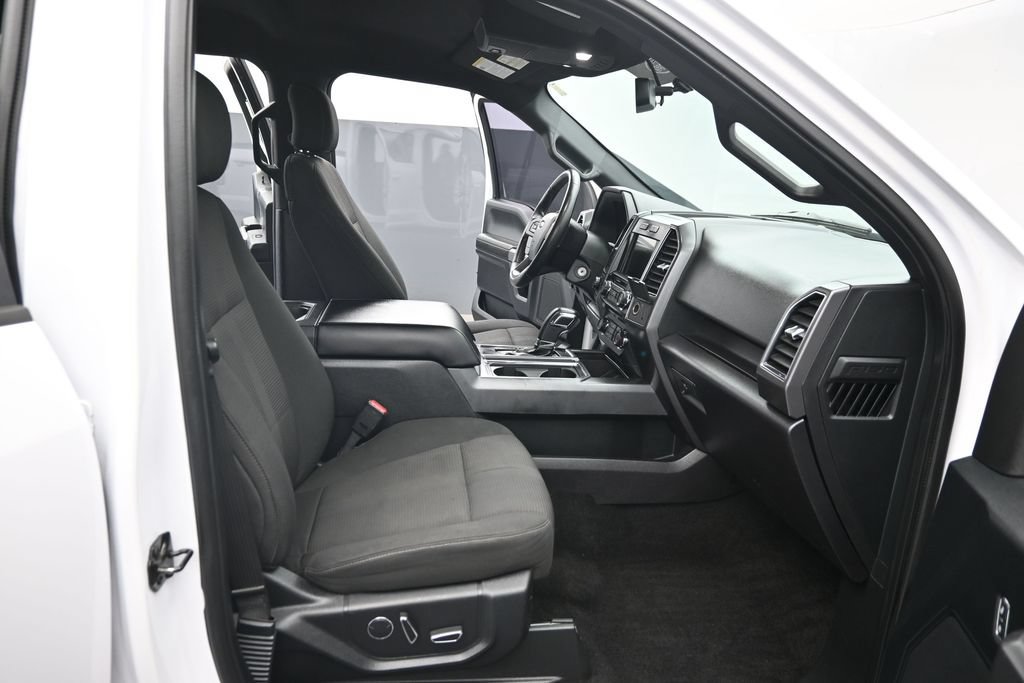 Used 2017 Ford F150 XLT w/ Equipment Group 302A Luxury AWD/4WD image 29