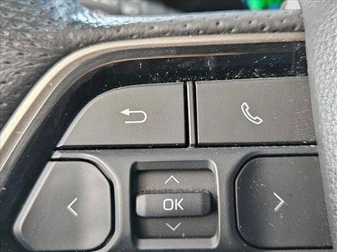 Used 2024 Toyota Tundra Limited image 17