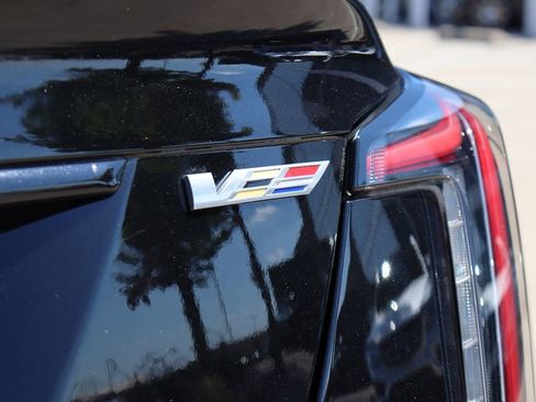 Used 2020 Cadillac CT5 V w/ Premium Package image 11