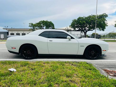 Used 2021 Dodge Challenger R/T RWD image 6