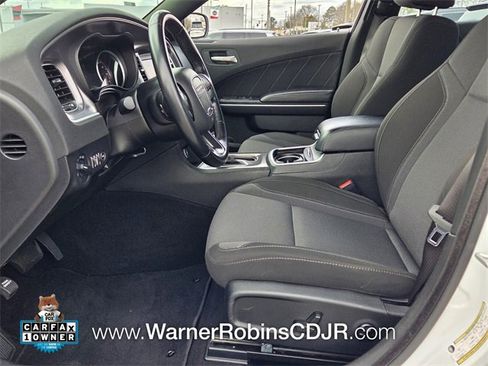 Used 2021 Dodge Charger SXT image 5