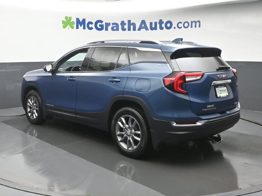 Used 2024 GMC Terrain SLT AWD/4WD image 26
