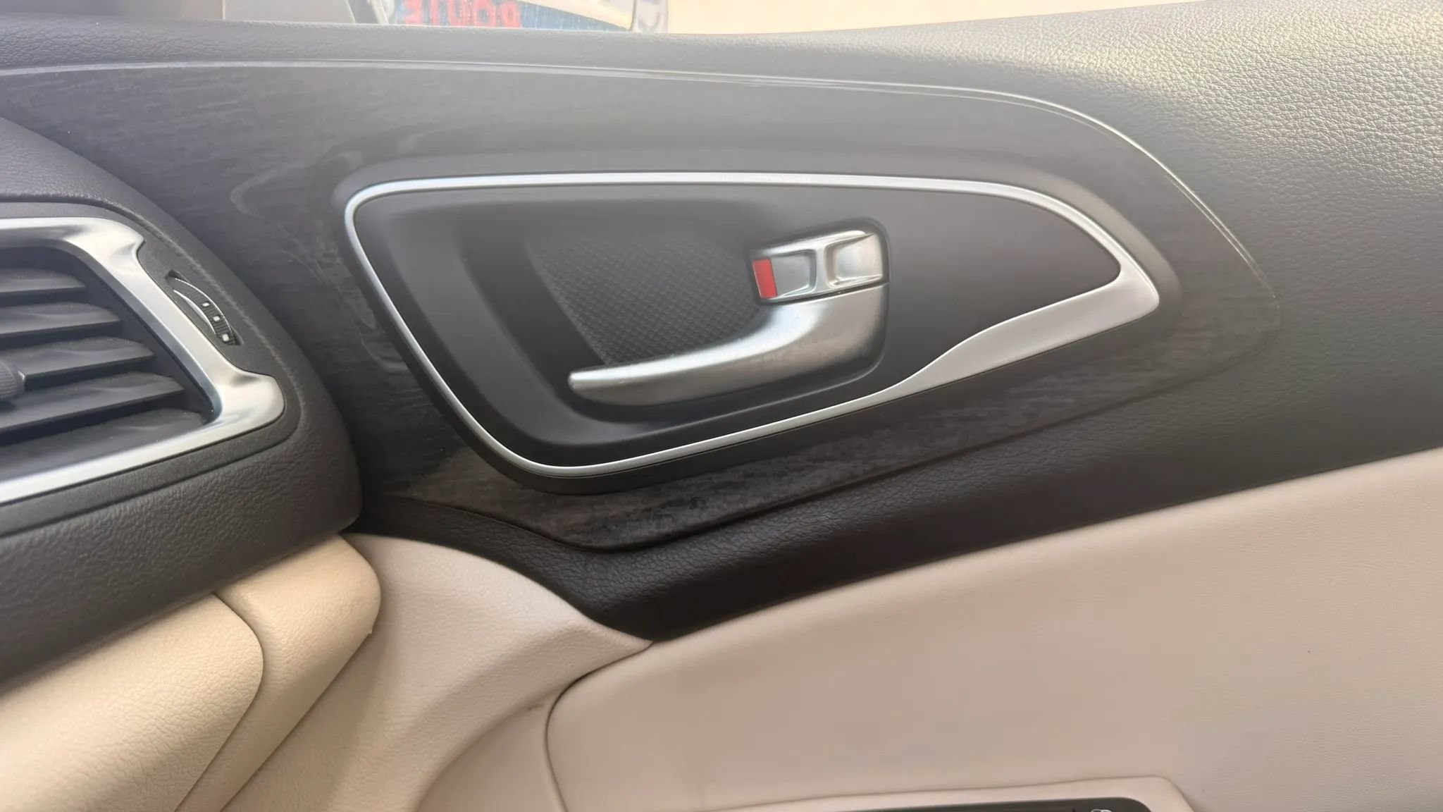 Used 2015 Chrysler 200 C w/ Navigation & Sound Group I FWD image 24