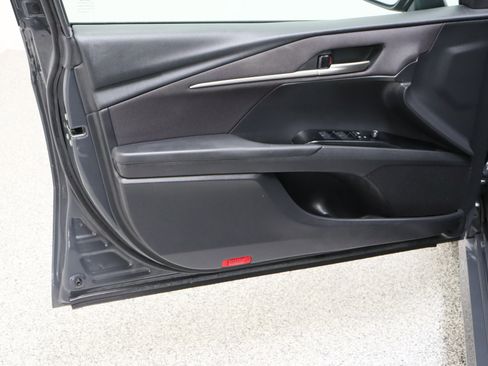 Used 2025 Toyota Camry LE FWD image 12