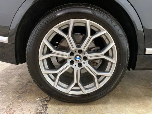 Used 2025 BMW X7 xDrive40i w/ Premium Package AWD/4WD image 34