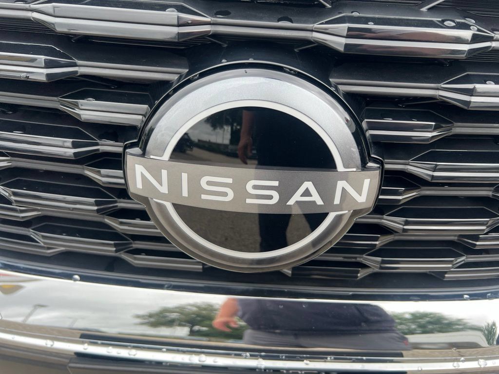 Certified 2023 Nissan Rogue SL AWD/4WD image 33