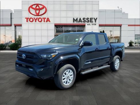 Used 2025 Toyota Tacoma SR5 w/ SR5 Upgrade Package RWD image 7
