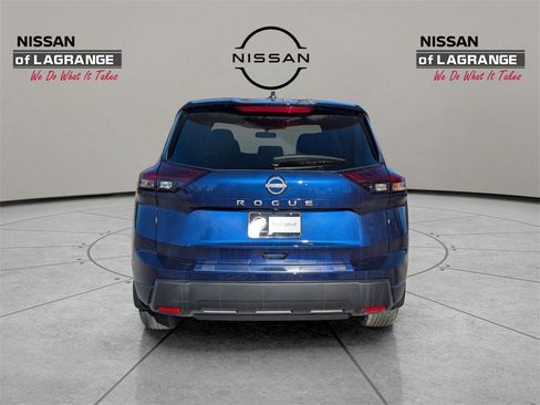 New 2026 Nissan Rogue SV image 6