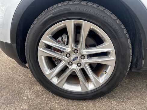 Used 2017 Ford Explorer Limited FWD image 54