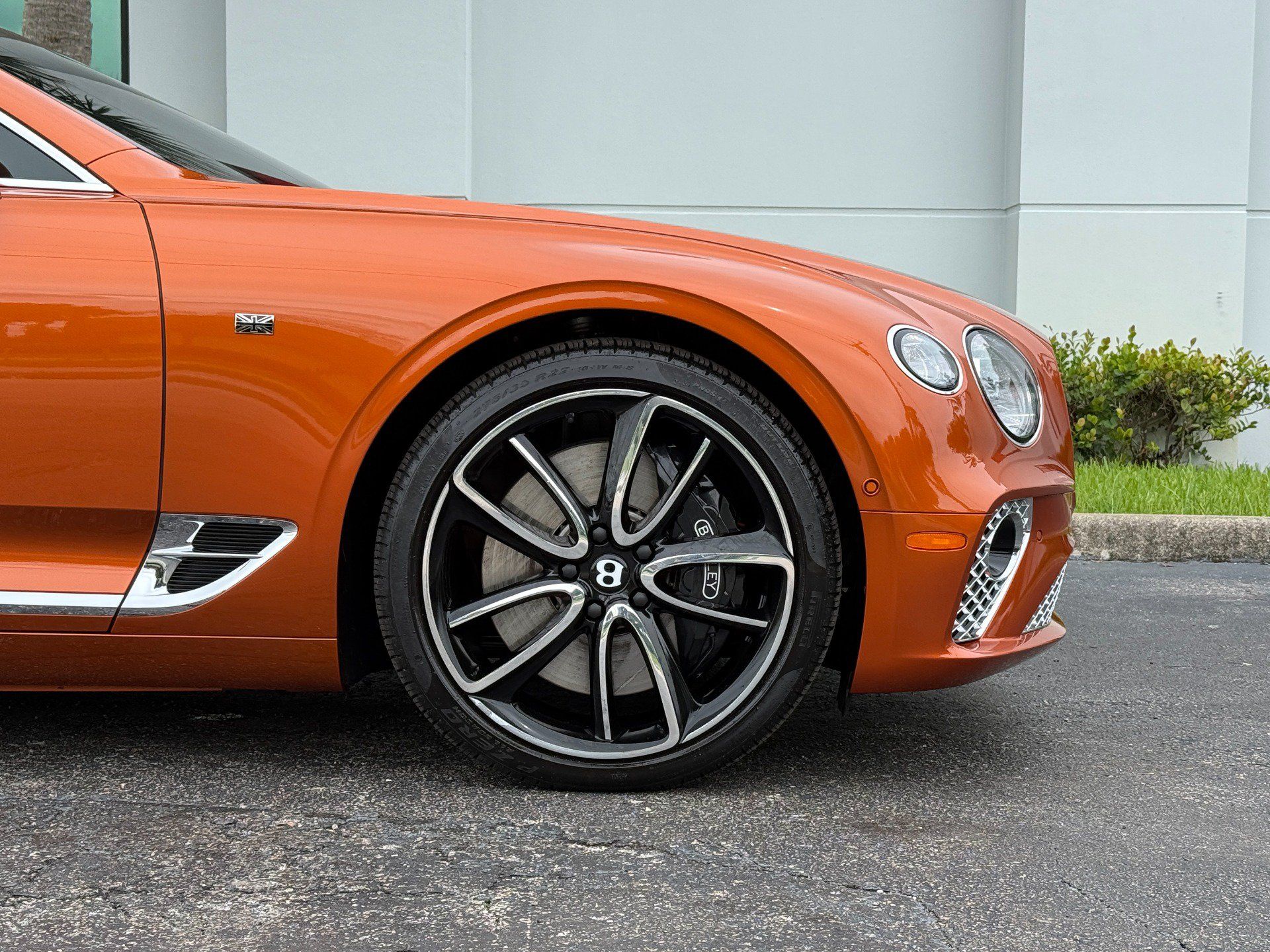 Used 2020 Bentley Continental GT V8 AWD/4WD image 4
