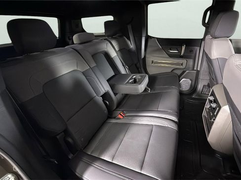 Certified 2025 GMC Hummer EV 2X w/ LPO, Cargo Utility Package image 32