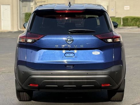 Used 2021 Nissan Rogue S image 9