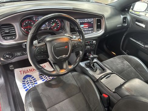 Used 2022 Dodge Charger R/T w/ Plus Group image 23