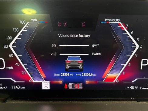 Used 2024 BMW X5 xDrive50e w/ M Sport Package image 11