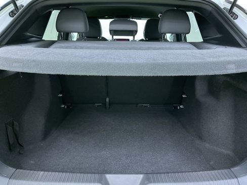 Used 2022 Volkswagen ID.4 Pro image 28