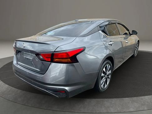 Used 2020 Nissan Altima 2.5 S w/ Driver Assist Package FWD image 5
