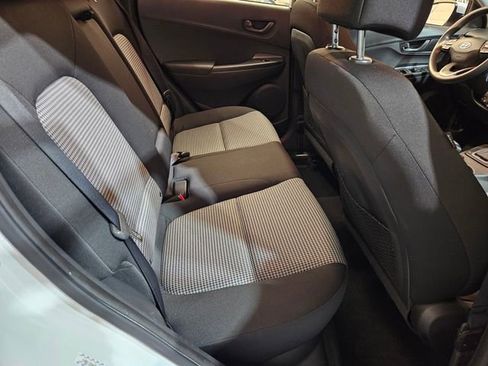 Used 2020 Hyundai Kona SE image 16