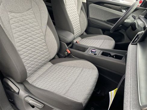 New 2026 Volkswagen Tiguan S image 7