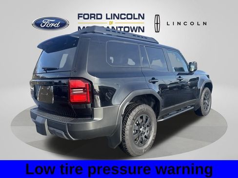 Used 2024 Toyota Land Cruiser image 6