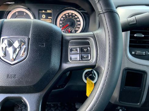 Used 2018 RAM 2500 Tradesman image 24