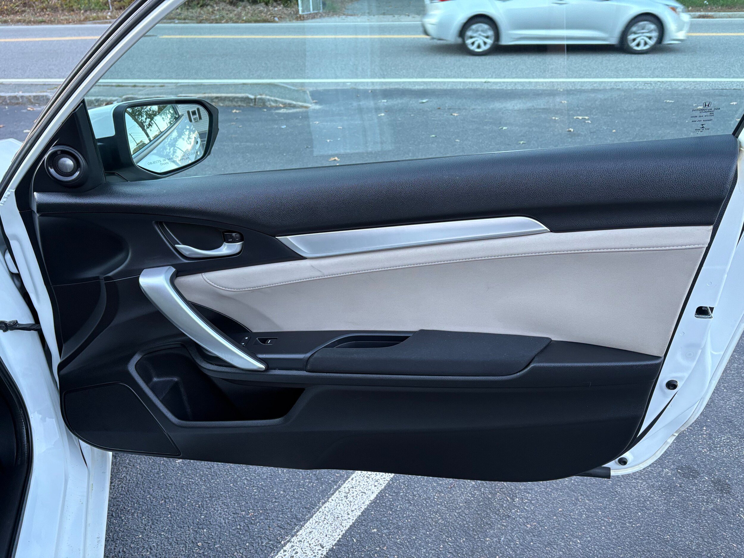 Used 2016 Honda Civic EX-T image 19
