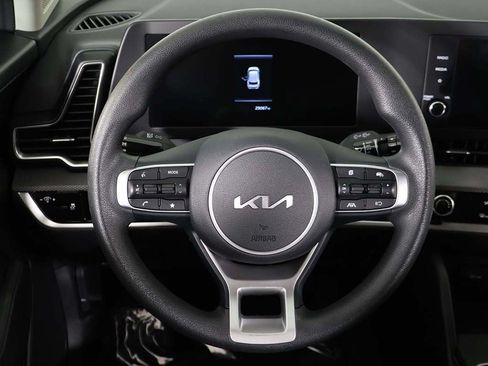 Used 2023 Kia Sportage LX FWD image 34