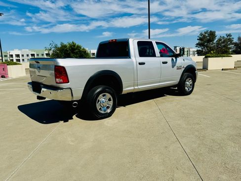 Used 2018 RAM 2500 Tradesman w/ Chrome Appearance Group image 6