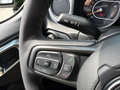 New 2026 Jeep Wrangler Sport AWD/4WD image 19