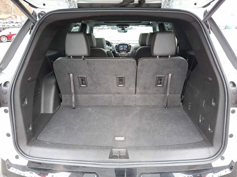 Used 2023 Chevrolet Traverse Premier w/ Redline Edition image 29