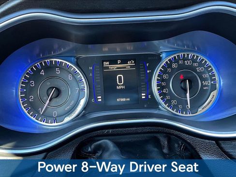 Used 2016 Chrysler 200 Limited Platinum w/ Comfort & Convenience Group image 14