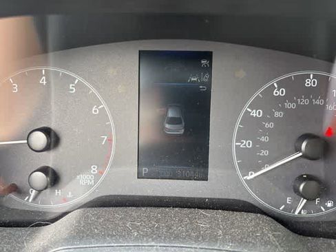 Used 2024 Toyota Corolla SE FWD image 13