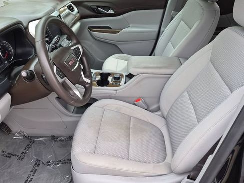 Certified 2023 GMC Acadia SLE w/ Driver Convenience Package AWD/4WD image 17