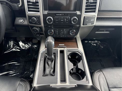 Used 2017 Ford F150 Lariat AWD/4WD image 14