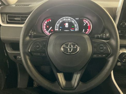 Certified 2025 Toyota RAV4 XLE image 19