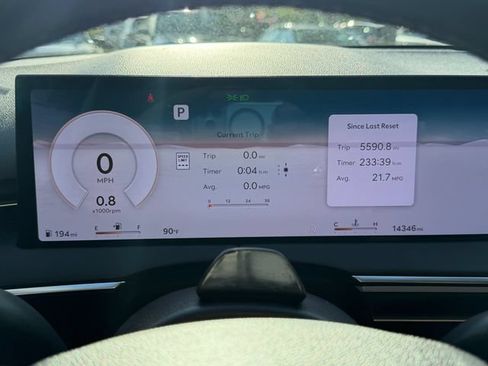 Used 2026 Genesis GV70 2.5T AWD/4WD image 22