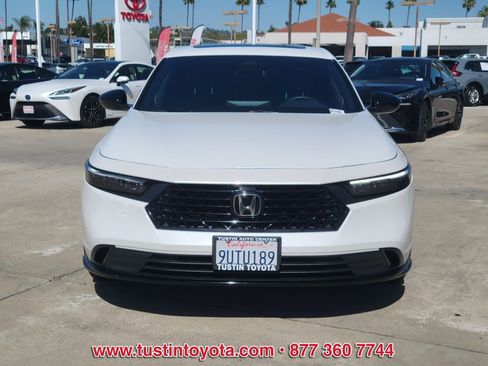 Used 2025 Honda Accord Sport image 8