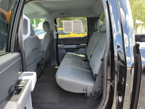 Used 2025 Ford F150 XLT w/ Equipment Group 301A Standard RWD image 23