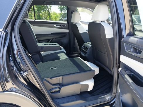 New 2026 Volkswagen Atlas Cross Sport SEL Premium R-Line AWD/4WD image 20
