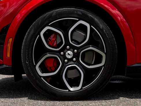 Used 2023 Ford Mustang Mach-E GT image 15