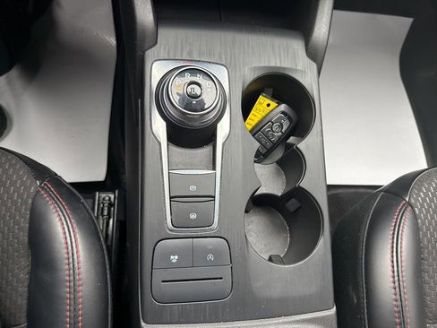 Certified 2024 Ford Escape ST-Line image 16