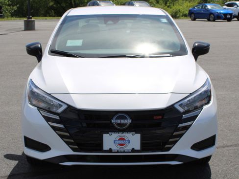 Used 2025 Nissan Versa SR w/ Trunk Package FWD image 3